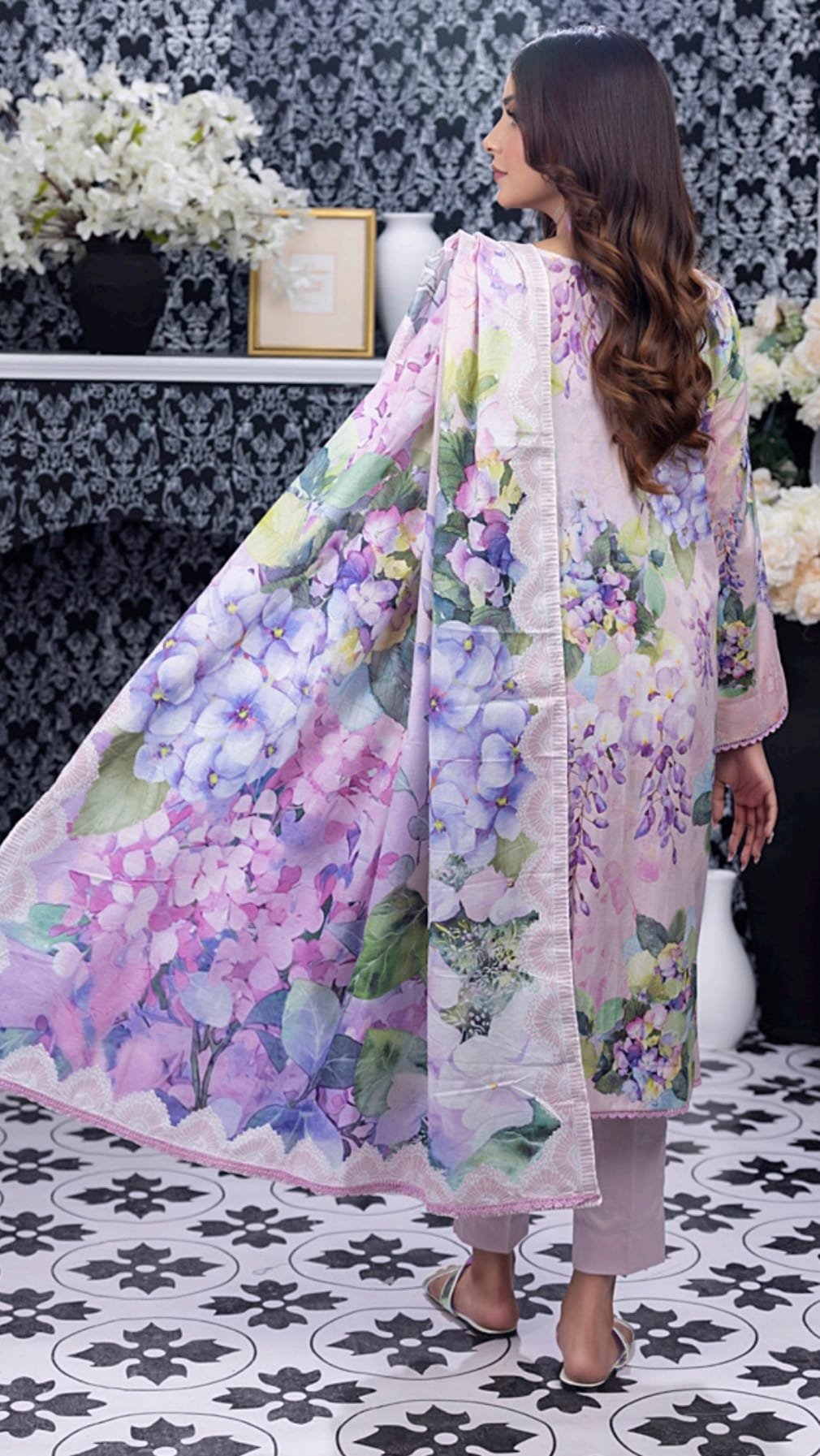 Unstitched Pure Lawn Suit - D05 - Image 2