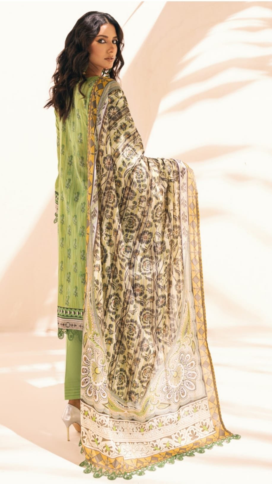 Colors Digital Printed Lawn Vol3 2024 - D04 - Image 2