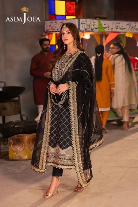 pakistani wedding suit