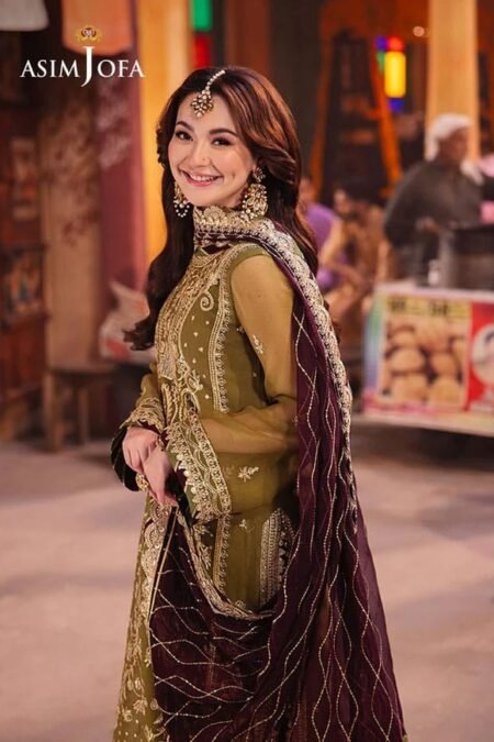 Green Color Embroidered Pakistani Wedding Suit