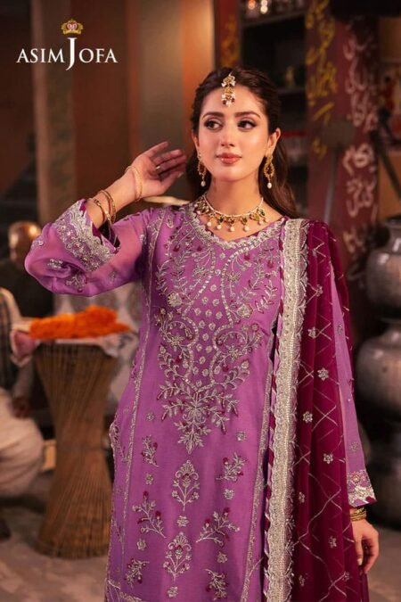 Light Purple Color Embroidered Chiffon Pakistani Wedding Suits
