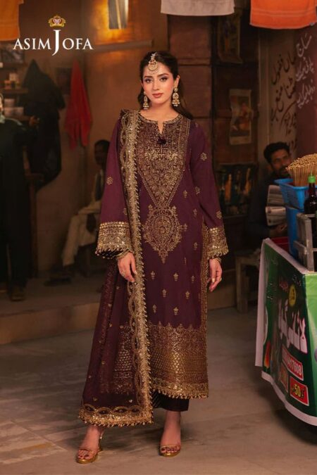 Purple Color Embroidered Twisted Silk Pakistani Suits