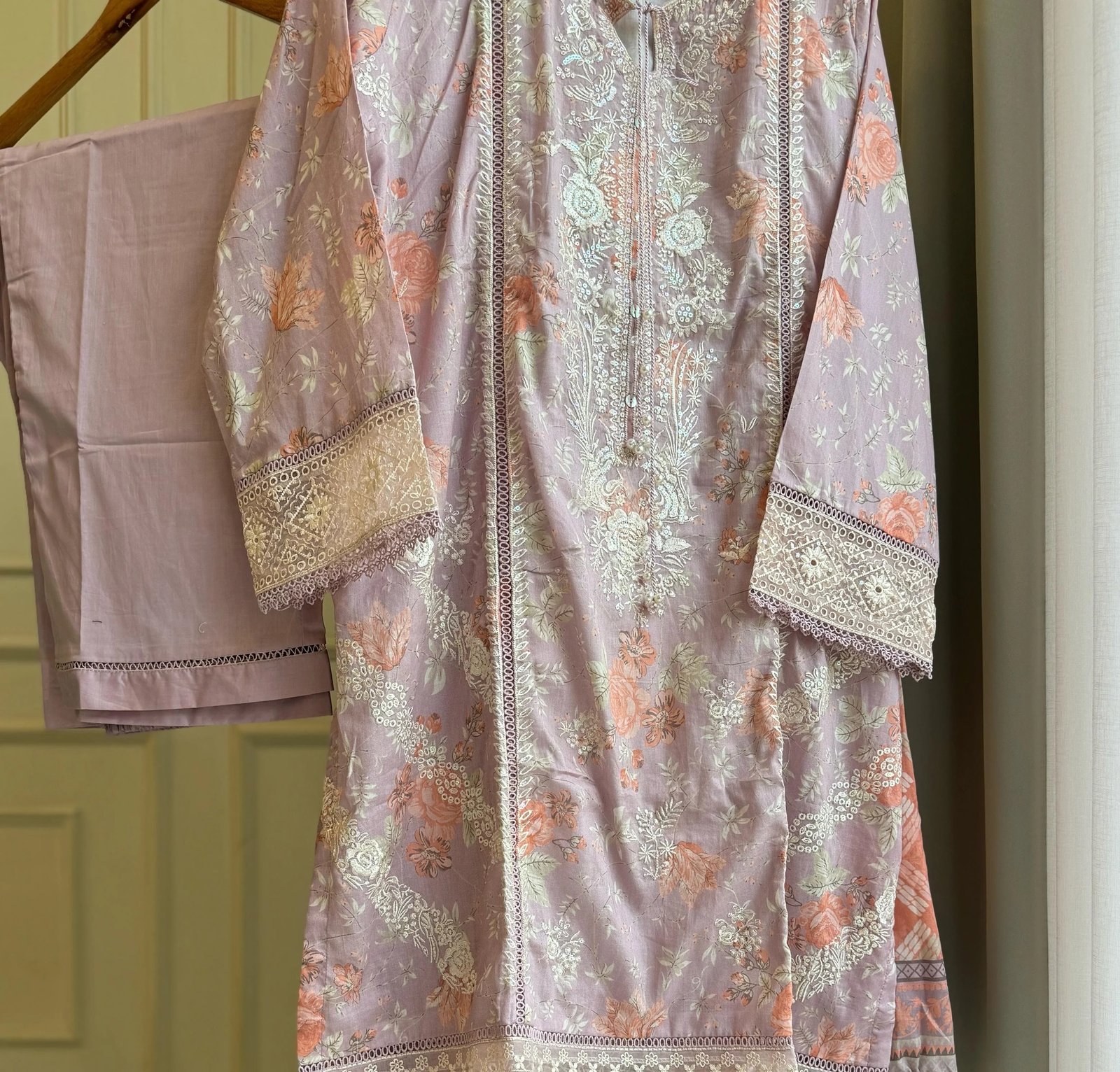 Luxury Embroidered Pakistani Suit - 07 - Image 2